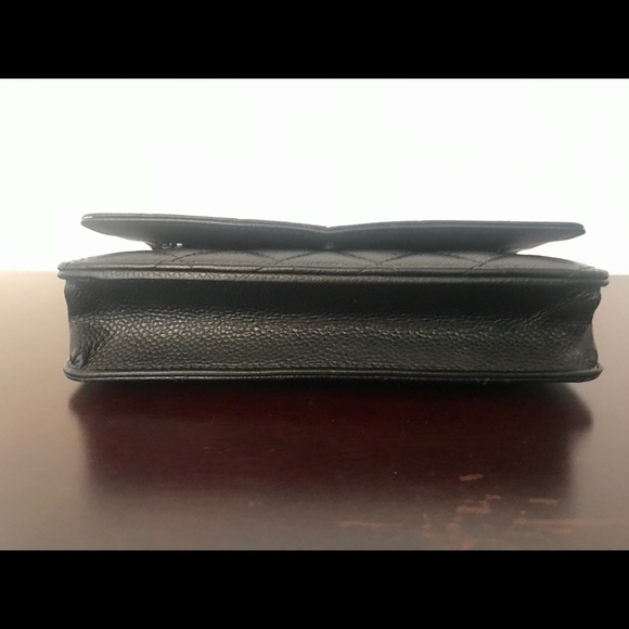 Authentic CHANEL Classic Wallet on Chain (WOC) - Picture 11 of 16